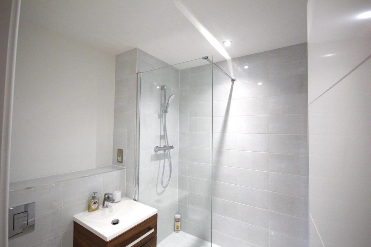 Modern 2 Bed Apartment With Central Location برمنغهام المظهر الخارجي الصورة